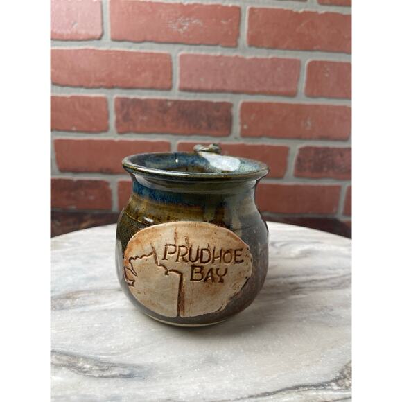Artist Signed Studio Pottery Prudhoe Bay Alaska Mug Map Graphic Stoneware Vtg - Picture 1 of 7